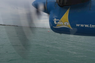 水上飞机掠海飞行