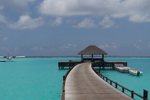 马尔代夫绝美海上栈桥