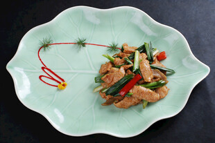 菜脯青蒜炒猪颈肉