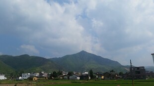 山间村落风景