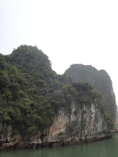 越南下龙湾秀丽山水风光