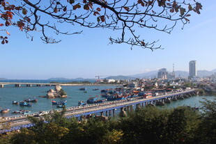 越南海滨城市美丽海港风光