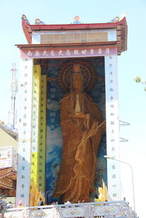 越南寺庙内的佛像雕塑