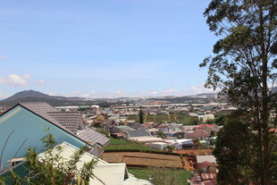 越南俯瞰城市与自然景观