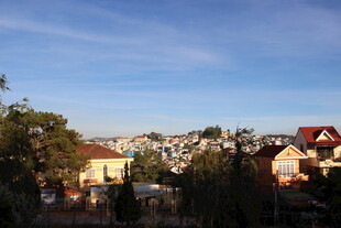 越南城郊民居景色