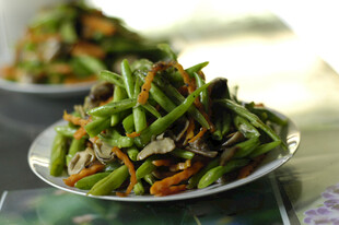 豆角炒肉丝