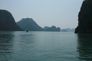 越南宁静山水间的悠然景致