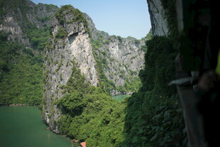 越南秀丽山水间的独特景致