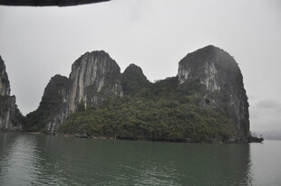 越南海上奇峰景观