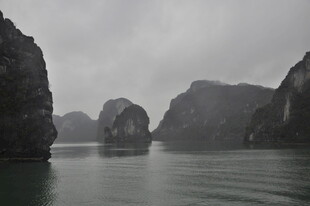 越南海上喀斯特地貌景观