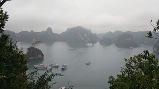 越南雾中越南下龙湾美景