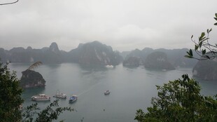 越南越南下龙湾朦胧美景