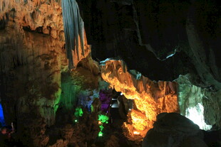 越南奇幻洞穴景观