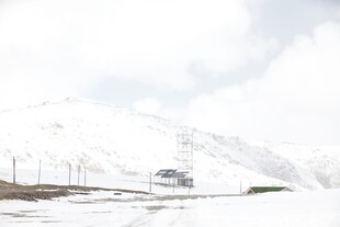 雪山风景 静谧冬日景象