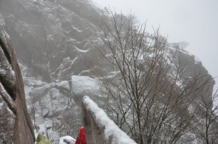 雪中长城美景