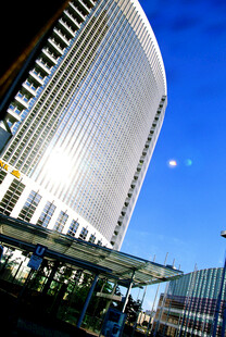 德国现代摩天大楼外观风貌