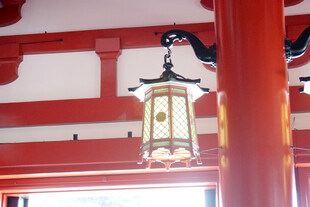 日本中式古风室内悬挂灯笼