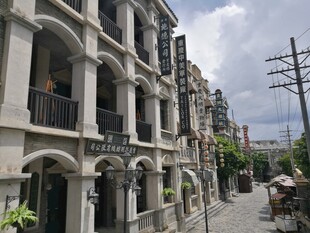 三亚欧式风格街道建筑景观