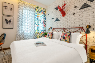 三亚北欧风卧室温馨舒适场景