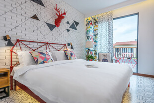 三亚北欧风温馨卧室室内场景