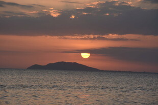 三亚海上日落美景