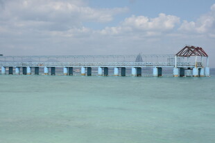 三亚海上栈桥 梦幻海景风光