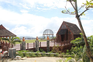 三亚热带风情度假小屋景观