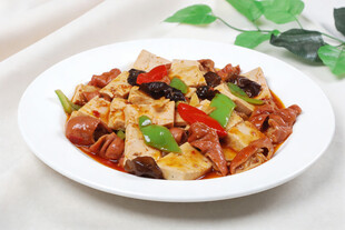 豆腐炒肥肠