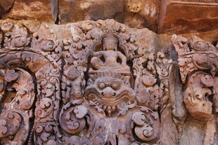 古老精美石雕细节展示