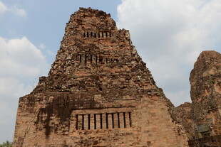 古老神秘的石砌建筑遗迹