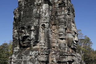 吴哥窟神秘石像