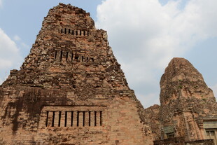 古老神秘的砖石建筑遗迹