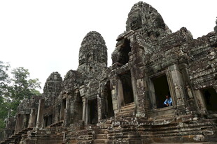 古老神秘的吴哥窟建筑