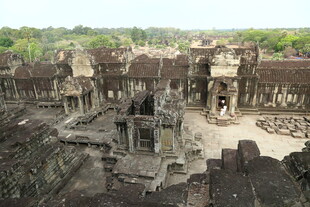 吴哥窟古老建筑俯瞰