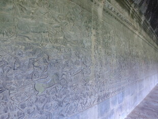 古老墙面的精美雕刻纹理