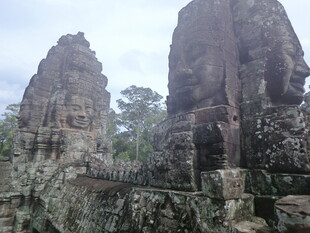 吴哥窟神秘石像景观
