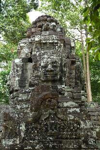 吴哥窟神秘石像