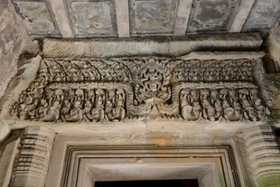 古老建筑精美雕刻细节