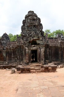 古老柬埔寨寺庙建筑景观