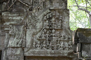 古老石雕艺术遗迹