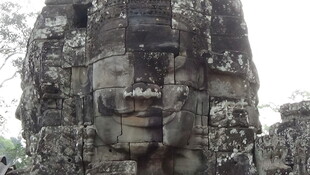 吴哥窟神秘石像