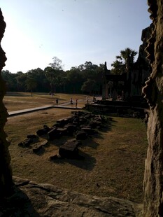 古老寺庙遗址景观