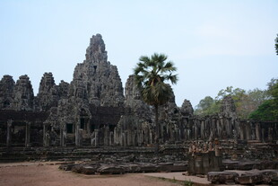 吴哥窟古老寺庙景观