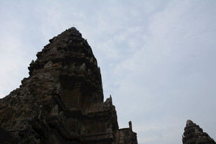 古老神秘的柬埔寨寺庙建筑