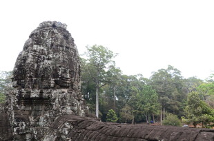 吴哥窟神秘石像