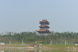 湖畔古亭 尽显中式韵味