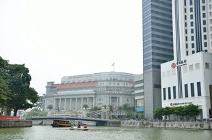 新加坡河畔城市建筑景观