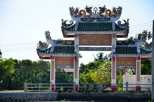 马来西亚中式精美牌坊景观