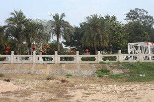 湛江中式围栏景观 绿树相伴