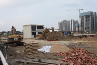 城市建筑工地施工场景